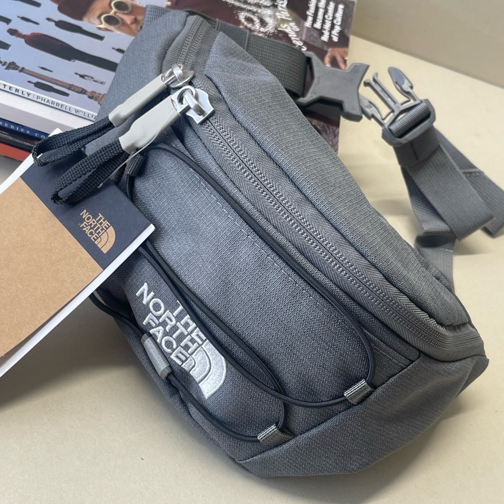 (new+tag) The North Face belt bag / sling pack (grey)